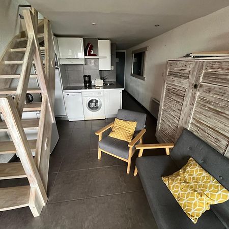Superbe Duplex 35M2 Vue Mer Avec Piscine Борм-ле-Мимоза Экстерьер фото
