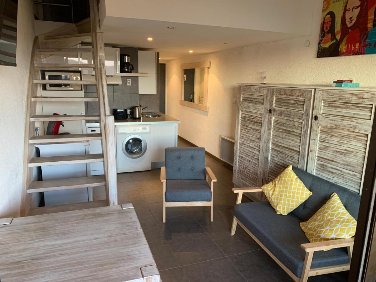 Superbe Duplex 35M2 Vue Mer Avec Piscine Борм-ле-Мимоза Экстерьер фото