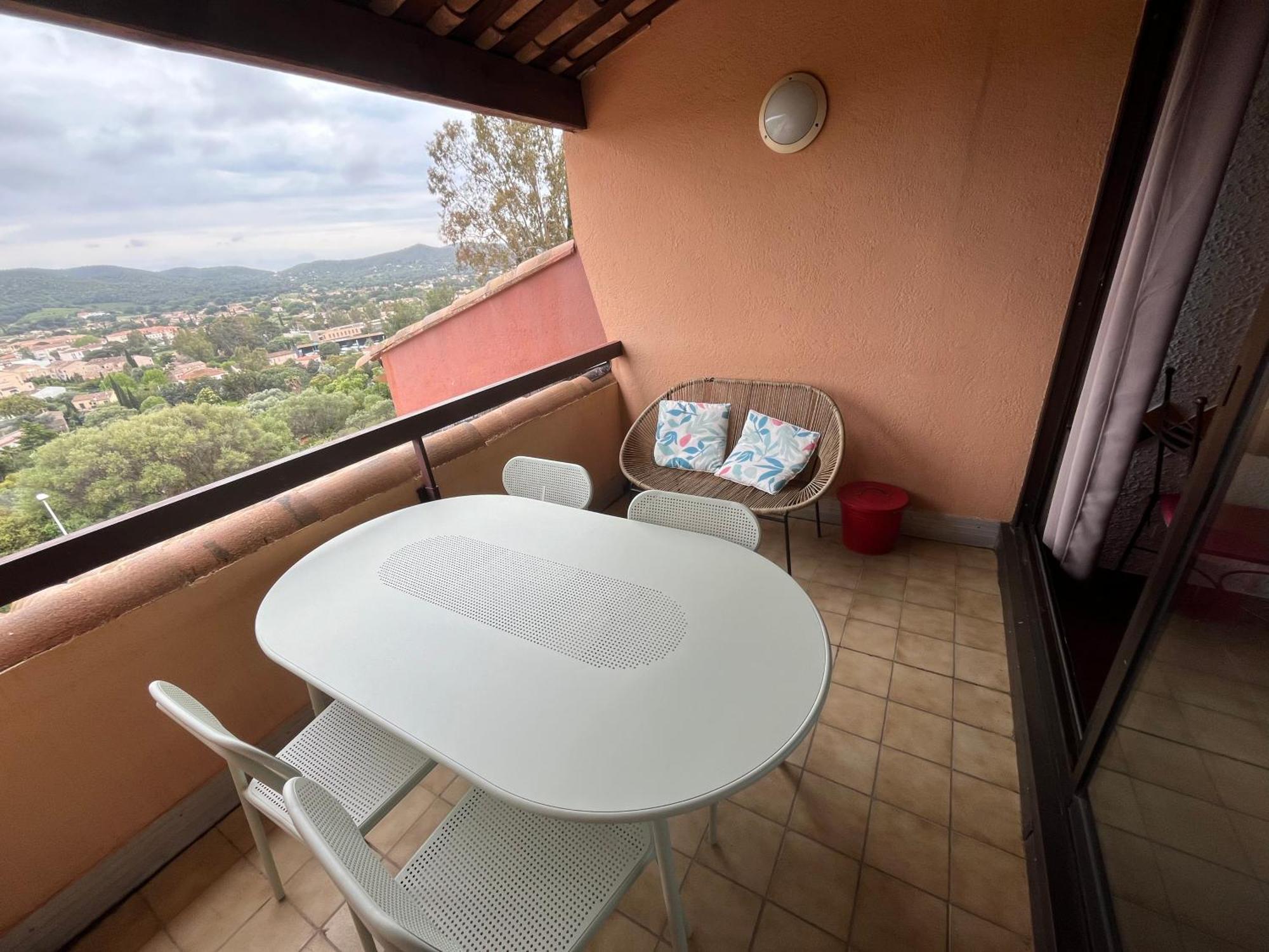 Superbe Duplex 35M2 Vue Mer Avec Piscine Борм-ле-Мимоза Экстерьер фото
